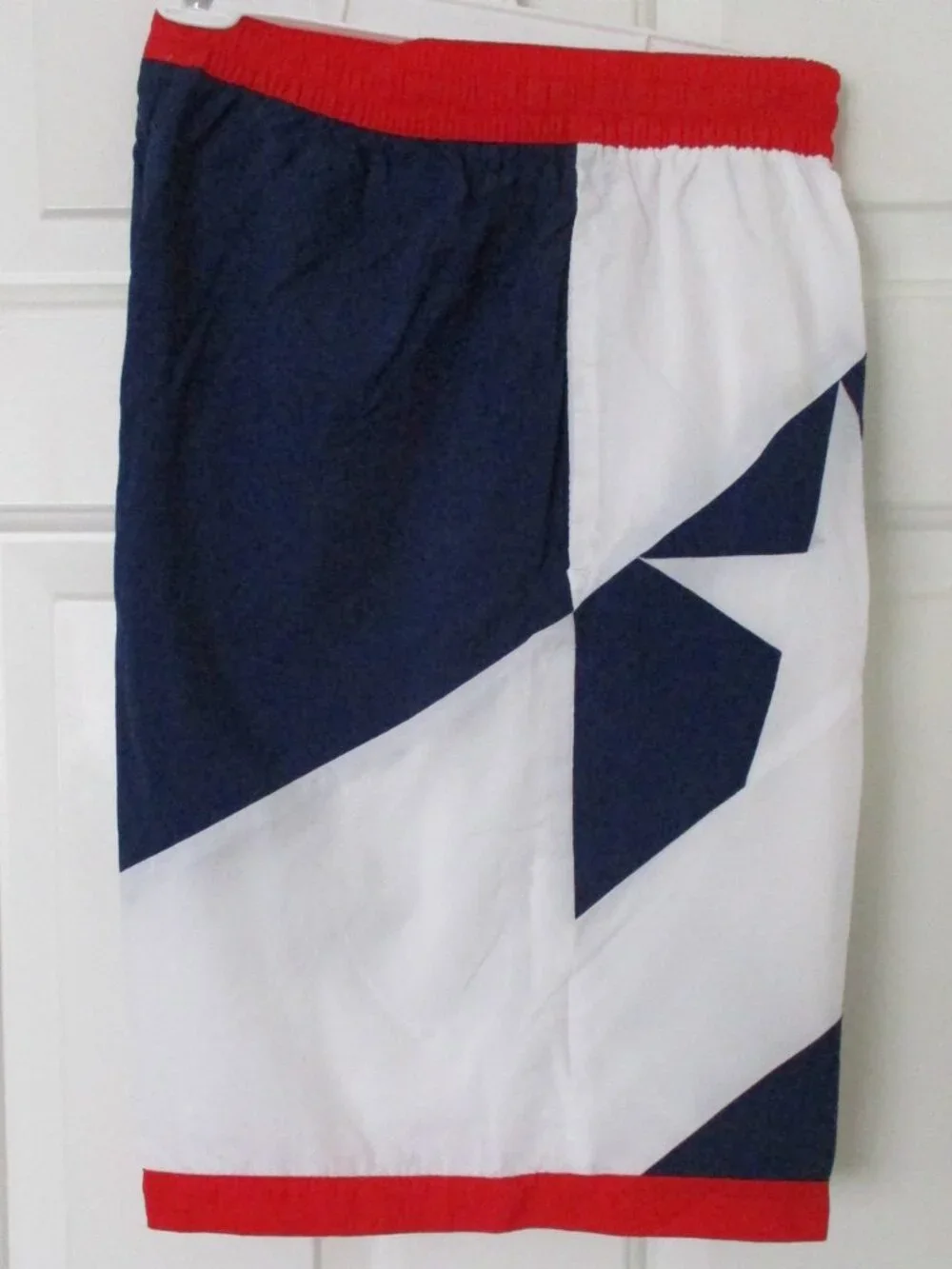Nike Mens Red White Blue Elastic Waist Drawstring Mesh-lined Swim Trunk NWOT - M